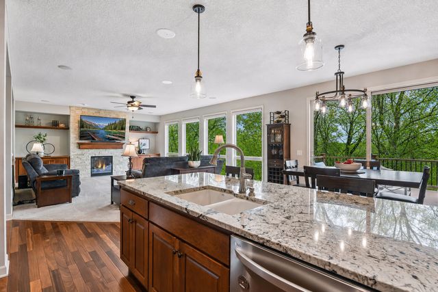 16527 75th Avenue N, Maple Grove, MN 55311
