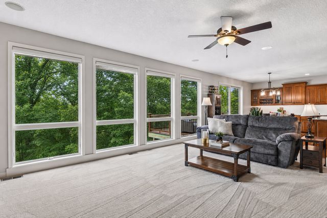 16527 75th Avenue N, Maple Grove, MN 55311
