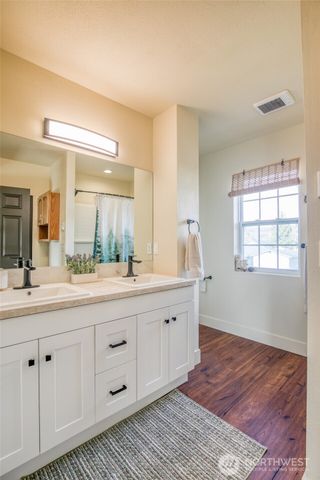 325 E Scott Street, Aberdeen, WA 98520