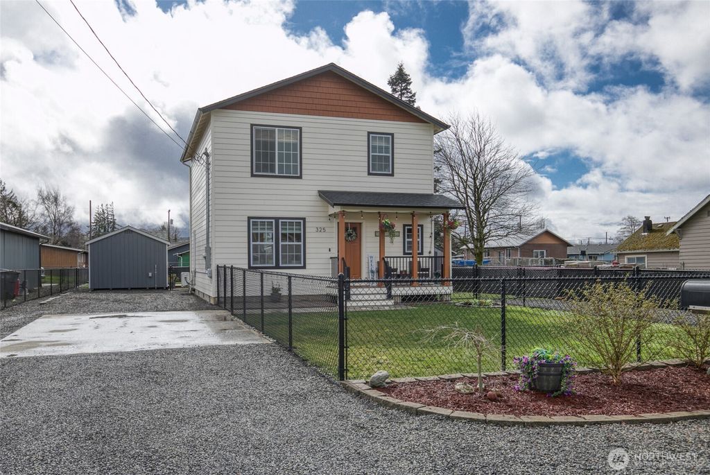 325 E Scott Street, Aberdeen, WA 98520