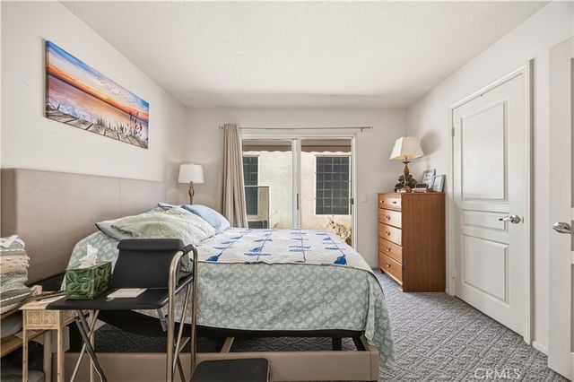 19145 Oak Street, Apple Valley, CA 92308