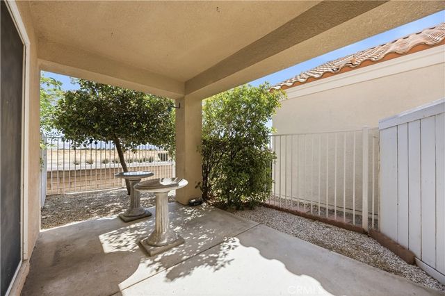 19145 Oak Street, Apple Valley, CA 92308