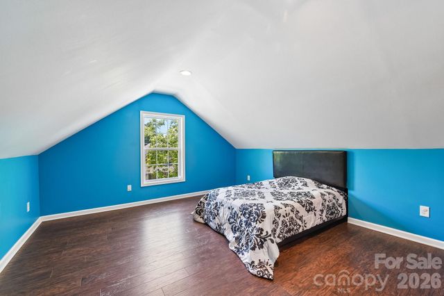 315 Caldwell Avenue, Mooresville, NC 28115