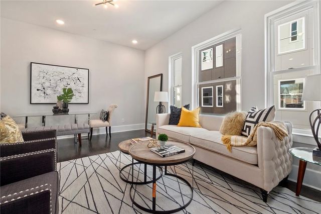 456 Parkway Drive NE 14, Atlanta, GA 30308