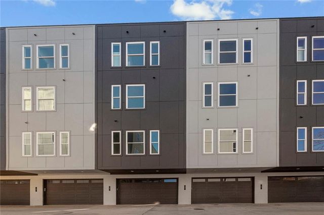 456 Parkway Drive NE 14, Atlanta, GA 30308