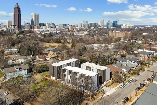 456 Parkway Drive NE 14, Atlanta, GA 30308