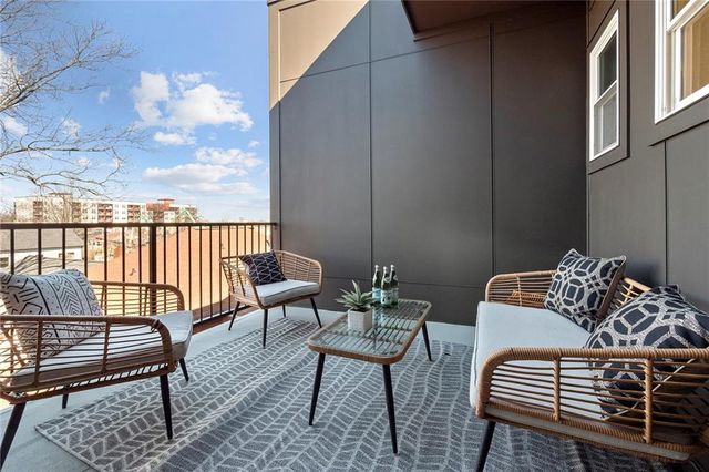 456 Parkway Drive NE 14, Atlanta, GA 30308