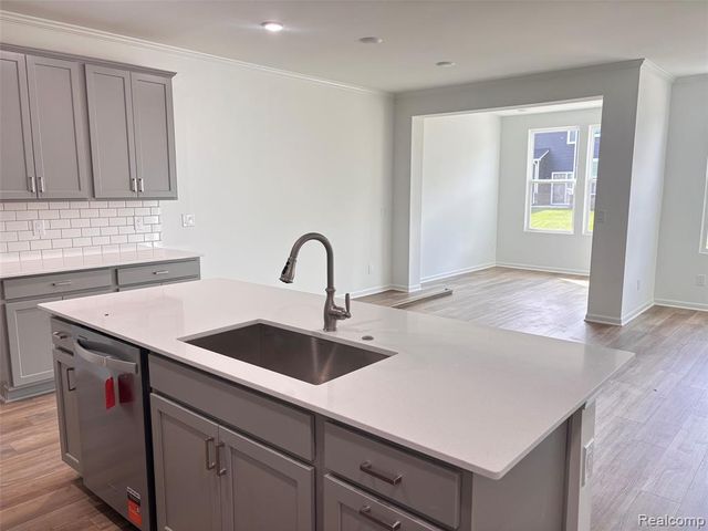 4133 Nottingham Circle, Clarkston, MI 48346