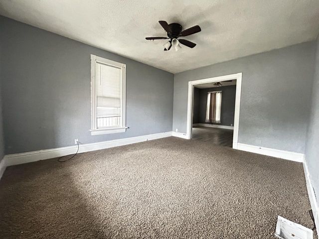 1640 N Main STREET, Racine, WI 53402