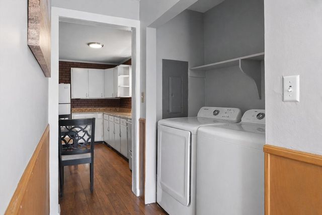 1004 Mcfarland Avenue, Rossville, GA 30741