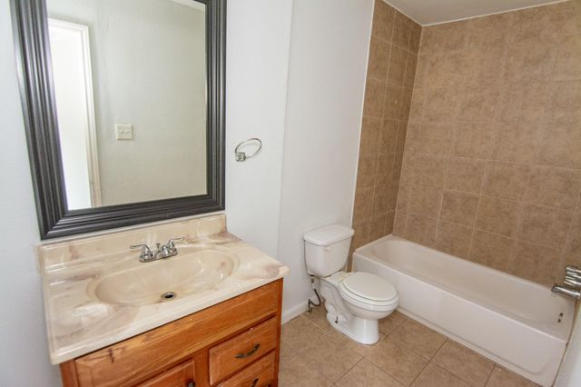 171 Casa Grande Drive 171, Houston, TX 77060