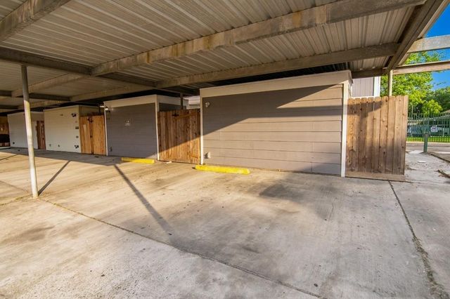 171 Casa Grande Drive 171, Houston, TX 77060