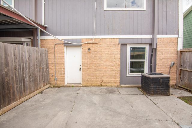 171 Casa Grande Drive 171, Houston, TX 77060