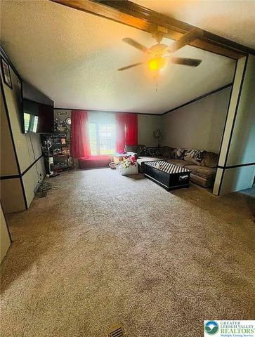 8902 Cedar Road, Upper Macungie Twp, PA 18031