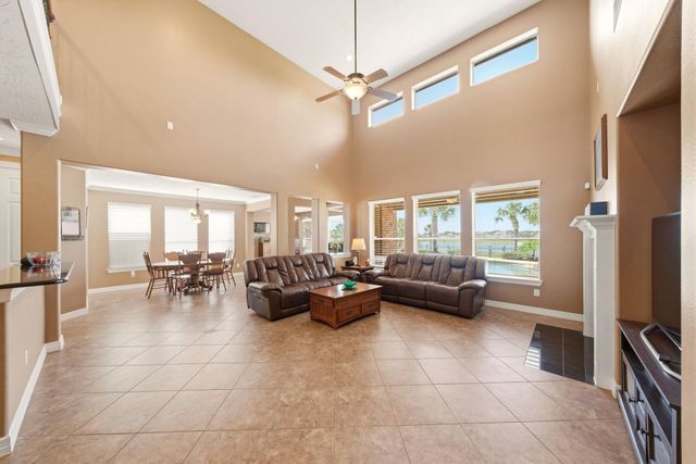 4527 Estella Court, League City, TX 77573