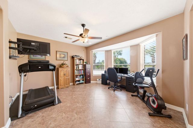 4527 Estella Court, League City, TX 77573