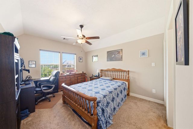 4527 Estella Court, League City, TX 77573