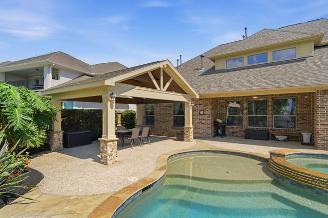 4527 Estella Court, League City, TX 77573