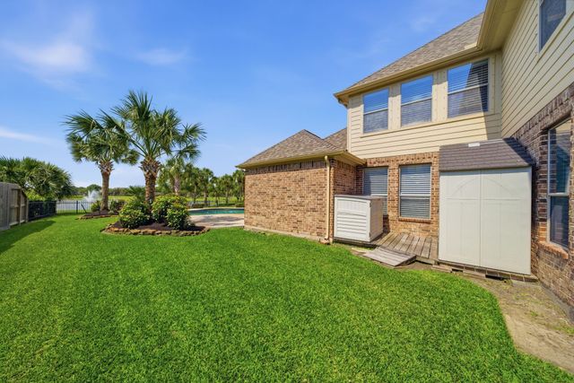 4527 Estella Court, League City, TX 77573