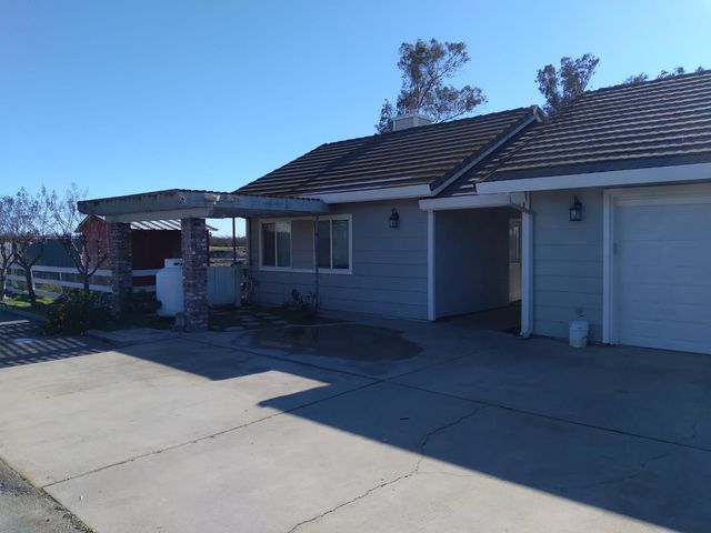 14509 Bell, Livingston, CA 95334