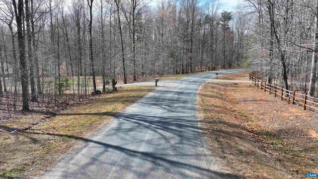 112 FISHER DR, Mineral, VA 23117