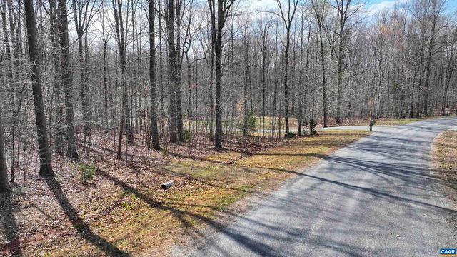 112 FISHER DR, Mineral, VA 23117