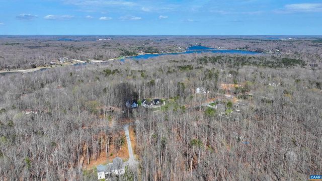 112 FISHER DR, Mineral, VA 23117