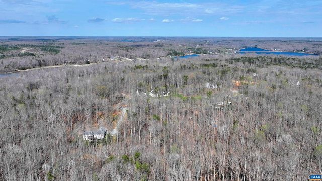 112 FISHER DR, Mineral, VA 23117