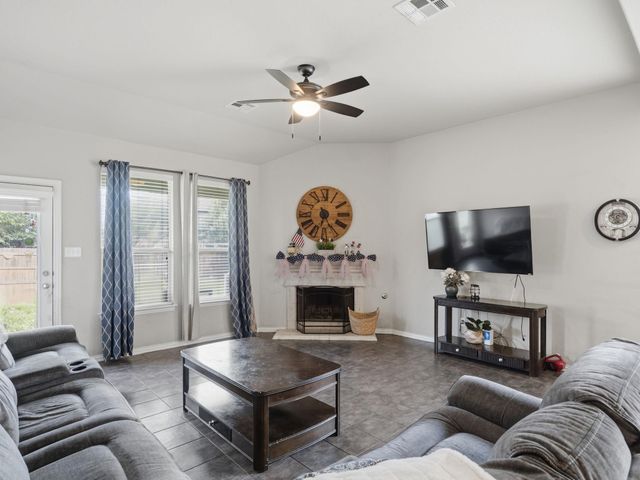 459 Sandstone TRL, Buda, TX 78610
