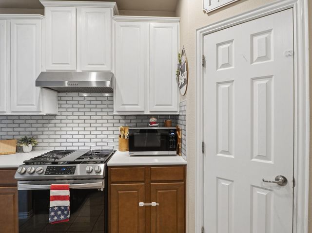 459 Sandstone TRL, Buda, TX 78610