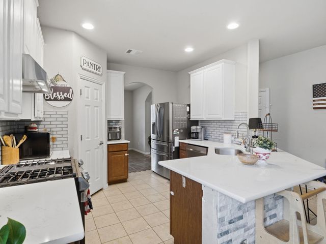 459 Sandstone TRL, Buda, TX 78610