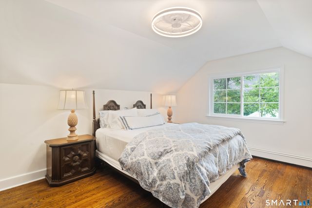 18 Koger Road, Trumbull, CT 06611
