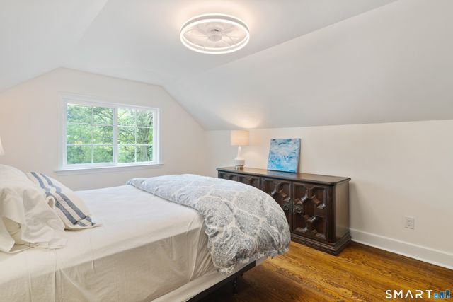 18 Koger Road, Trumbull, CT 06611
