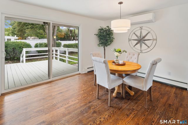 18 Koger Road, Trumbull, CT 06611