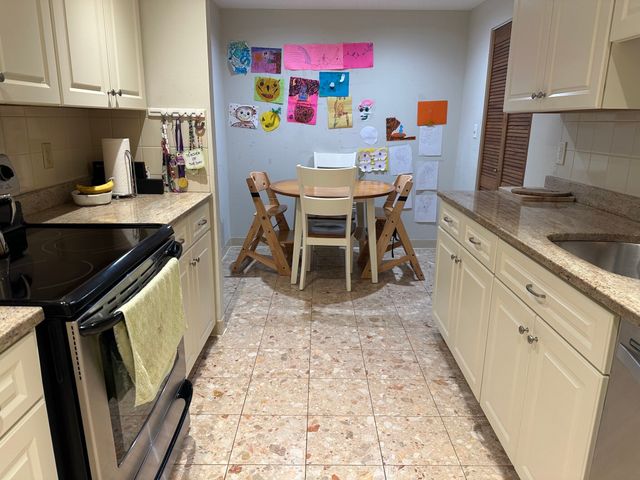 30 Parkman 4, Brookline, MA 02446