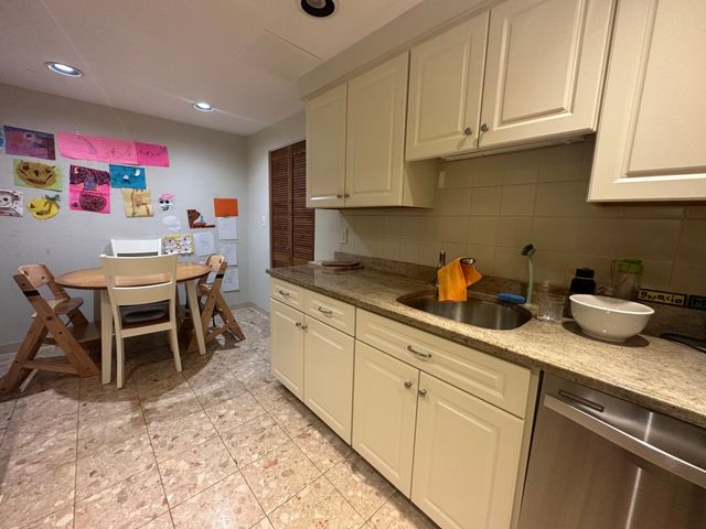 30 Parkman 4, Brookline, MA 02446