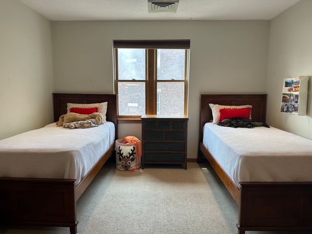 30 Parkman 4, Brookline, MA 02446