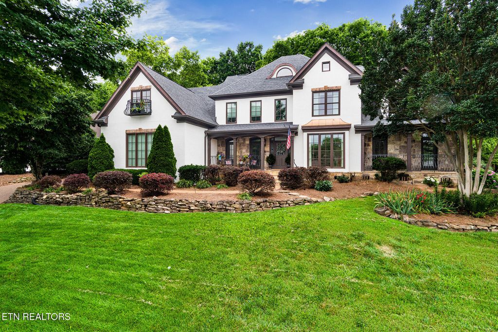 2128 River Sound Drive, Knoxville, TN 37922