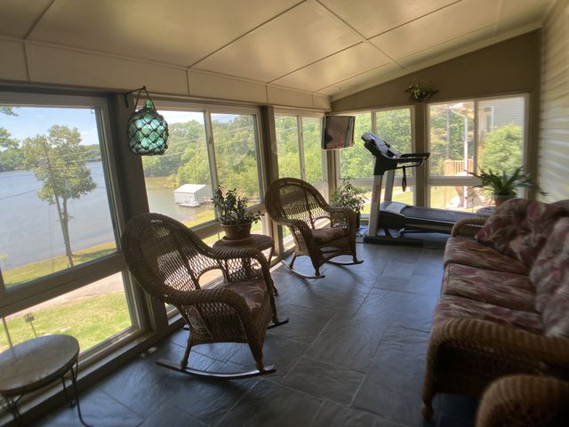 252 Fred Cole Ln, Sugar Tree, TN 38380