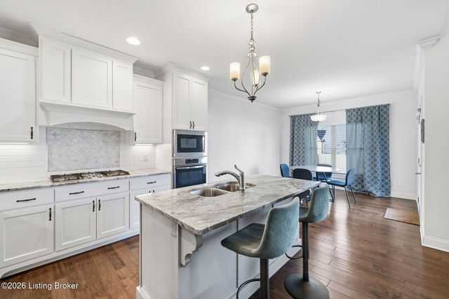 7507 Greenfield Pl, Crestwood, KY 40014