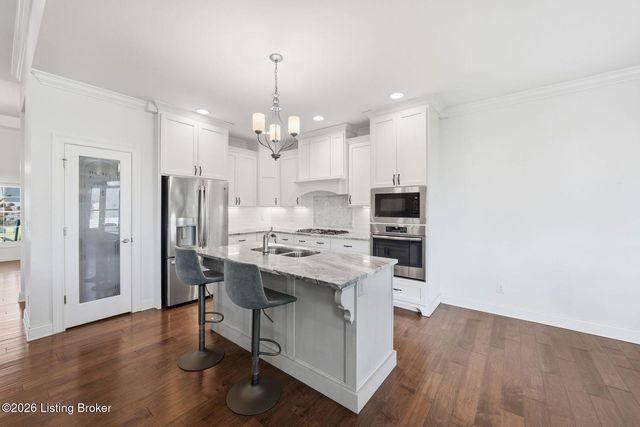 7507 Greenfield Pl, Crestwood, KY 40014