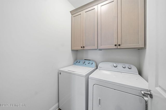 7507 Greenfield Pl, Crestwood, KY 40014