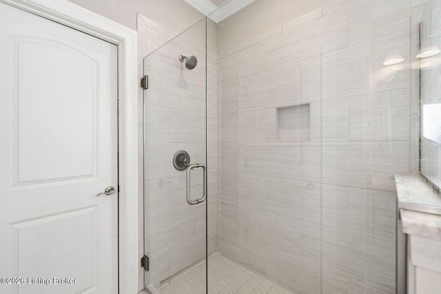 7507 Greenfield Pl, Crestwood, KY 40014