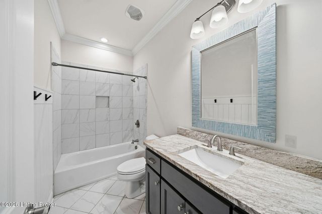 7507 Greenfield Pl, Crestwood, KY 40014