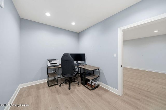 7507 Greenfield Pl, Crestwood, KY 40014