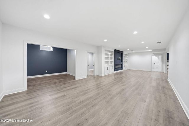 7507 Greenfield Pl, Crestwood, KY 40014