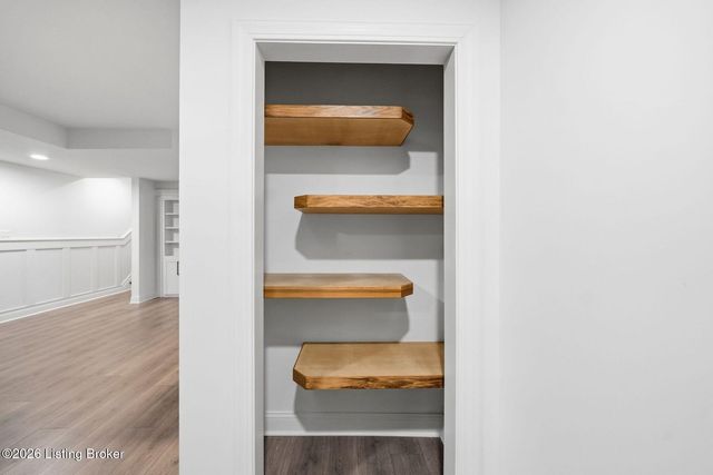 7507 Greenfield Pl, Crestwood, KY 40014