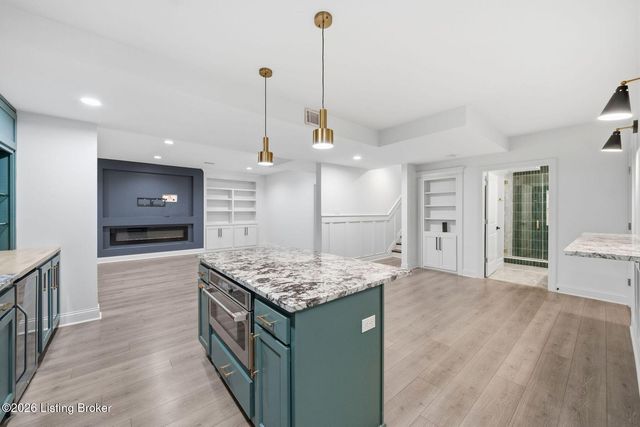 7507 Greenfield Pl, Crestwood, KY 40014