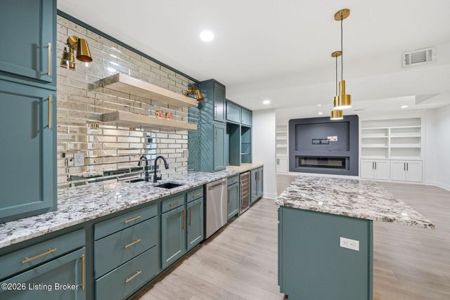 7507 Greenfield Pl, Crestwood, KY 40014