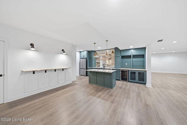 7507 Greenfield Pl, Crestwood, KY 40014